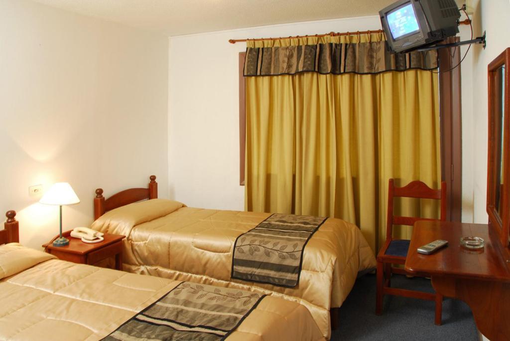 King'S Hotel Bariloche الغرفة الصورة